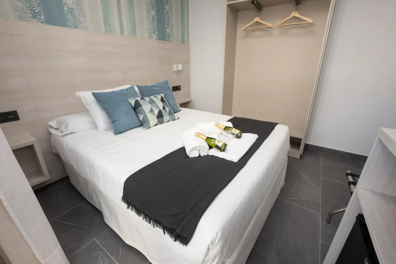 Guest house Nerja-Centro-Jacuzzi- Mirador De La Ermita- Adults Recommended Hotel