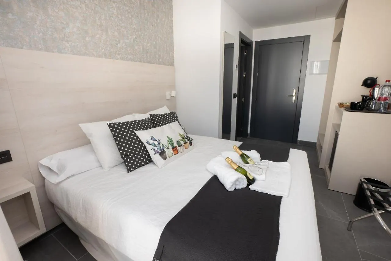 Guest house Nerja-Centro-Jacuzzi- Mirador De La Ermita- Adults Recommended Hotel