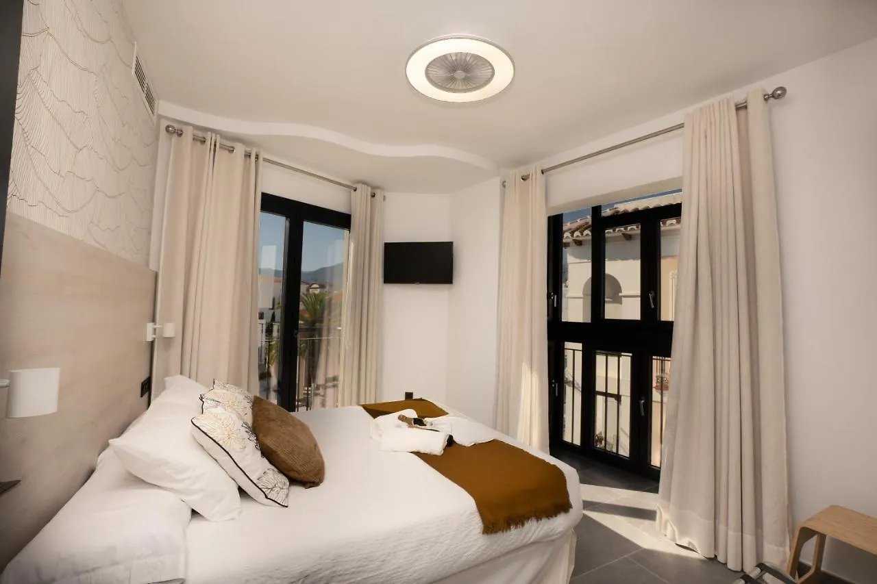 Nerja-Centro-Jacuzzi- Mirador De La Ermita- Adults Recommended Hotel Guest house Nerja