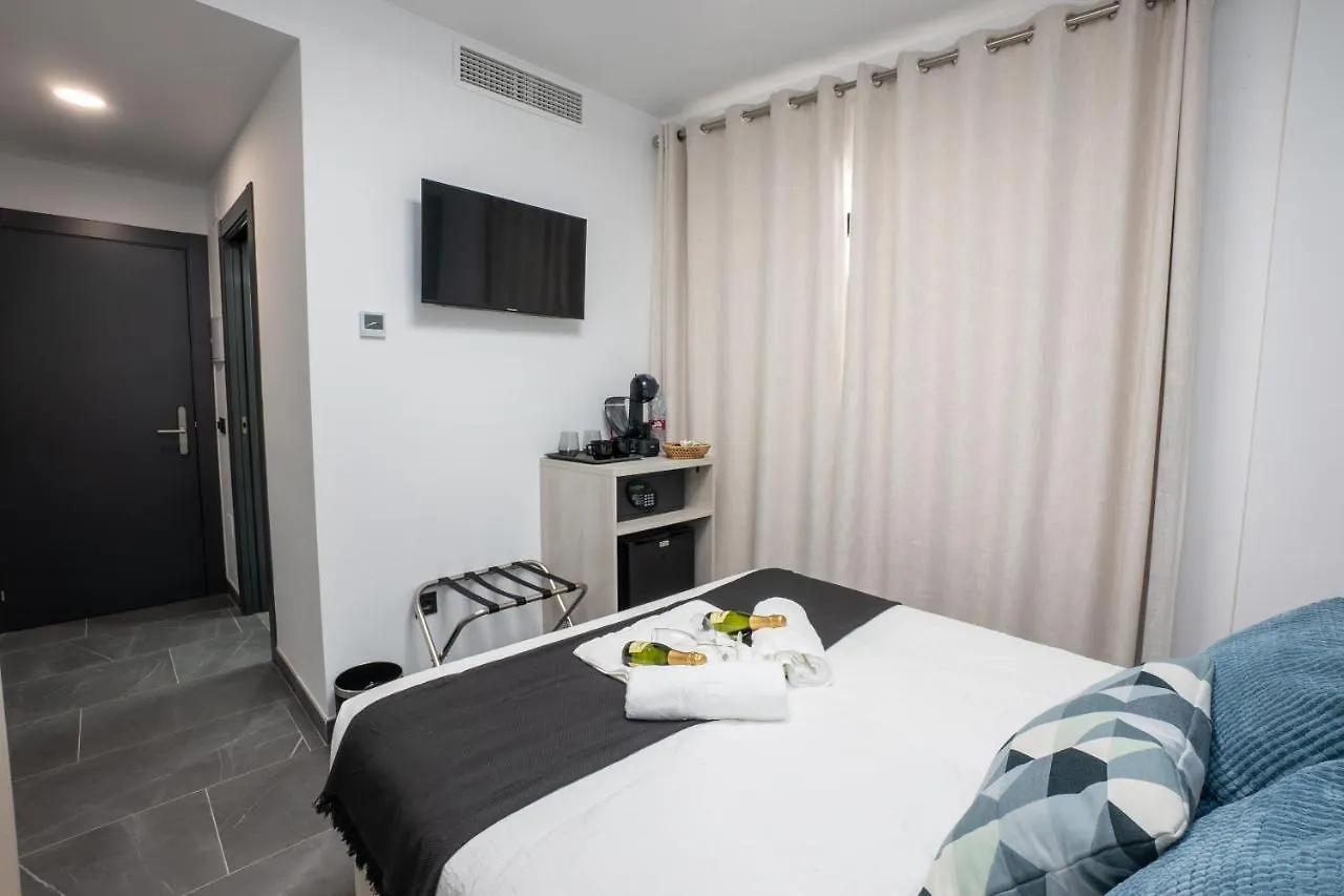 Nerja-Centro-Jacuzzi- Mirador De La Ermita- Adults Recommended Hotel 0*, Nerja Espanha
